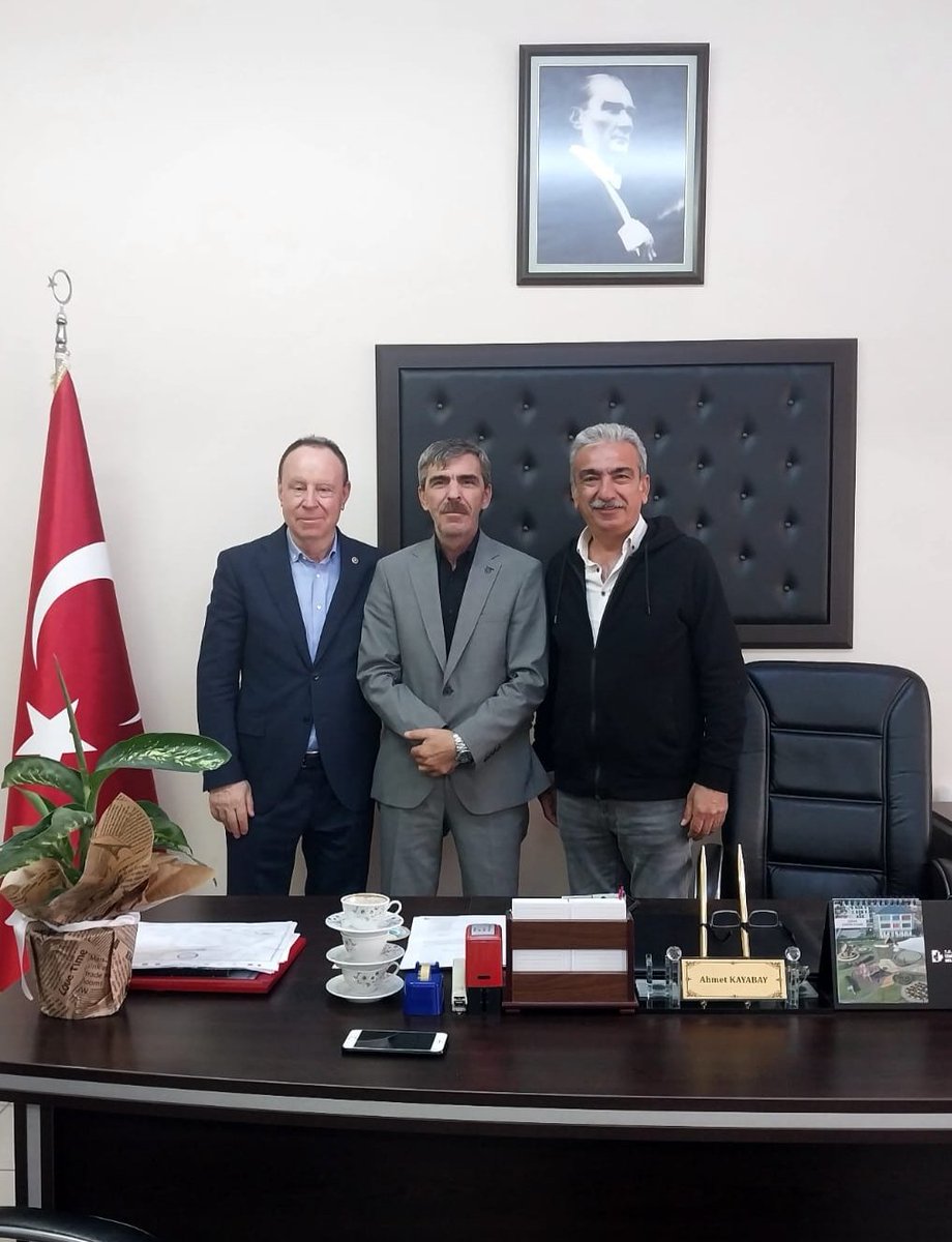 c_ckr68's tweet photo. M Ali Paşa muhtarlığına seçilen kıymetli kardeşimiz Ahmet Kayabay' ı Hikmet Erenkaya başkanımız ile ziyaret ederek başarıları çalışmalar diledik 🧿 https://t.co/V392ZkHC2t