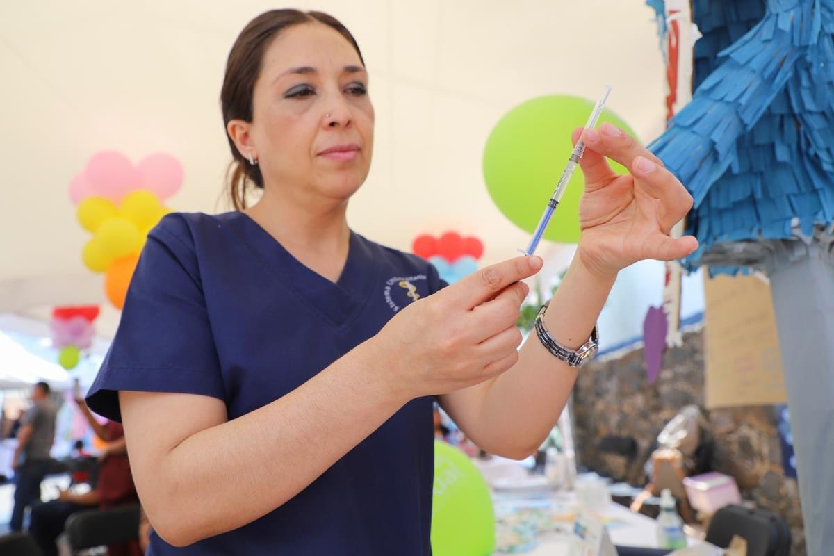 #SaludUAQ || En su segunda edición, la Clínica Santa Bárbara de la UAQ brindó servicios médicos a más de 200 personas, principalmente a niños y adolescentes. 🧒👧

#SaludUAQ #FeriaDeSalud #UAQ #CuidadoDeLaSalud