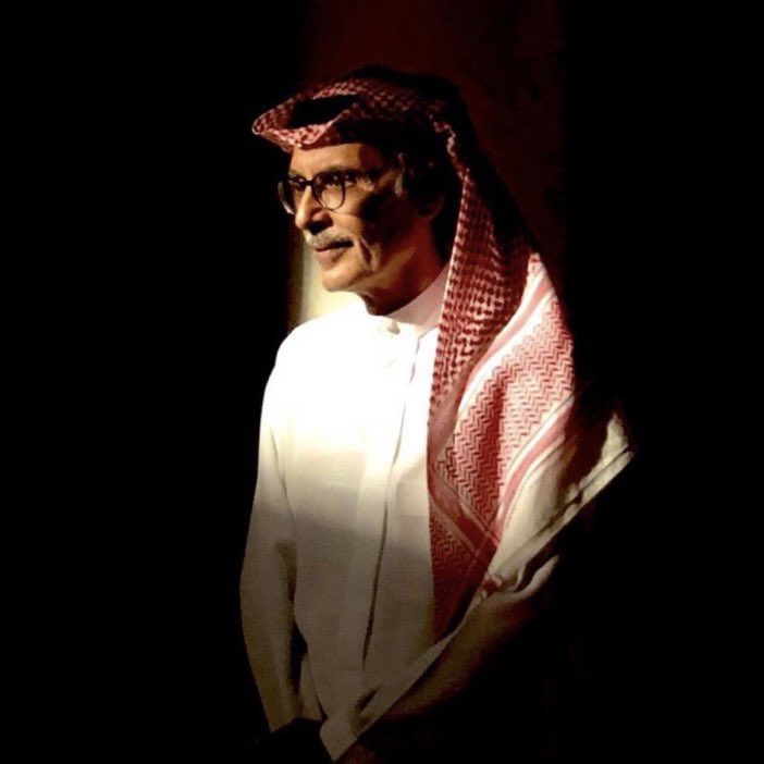 Smile_makers144's tweet photo. لابدّها يا سعود بتغيب شمسي
ذي سنةٍ رب الخلايق فرضها

و لعلها حريتي بعد حبسي
و لعلي ألقى عند ربي عوضها "

غاب نور البدر في هذا اليوم..
- رحمة الله عليه 
#بدر_بن_عبدالمحسن_في_ذمه_الله https://t.co/NOnPVGSXq9