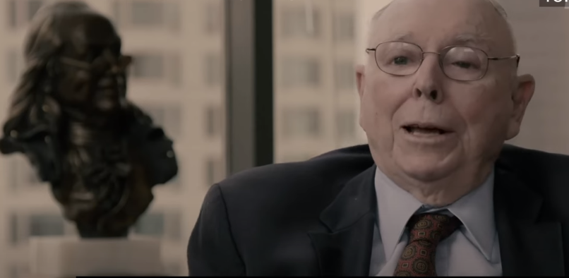 InvestingCanons's tweet image. Warren Buffett was asked this morning if he could have one more day with Charlie Munger, what would Buffett do?

He suggested he'd probably do what they always did:

"We always lived in a way where we were happy with what we were doing every day..."

Charlie loved learning—as did…