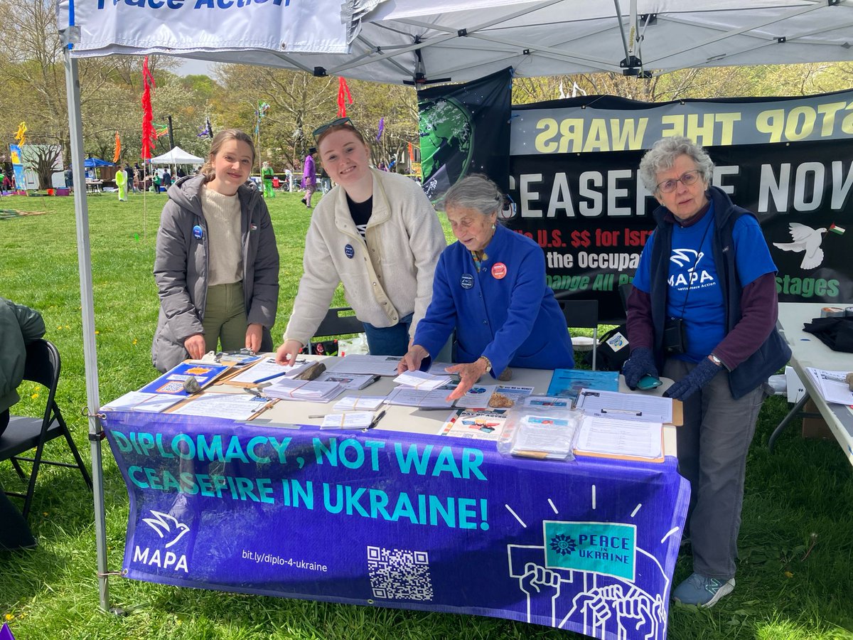 Our outreach table is up at Wake up the Earth in Jamaica Plain! Near Stony Brook T. Come by and say hello!