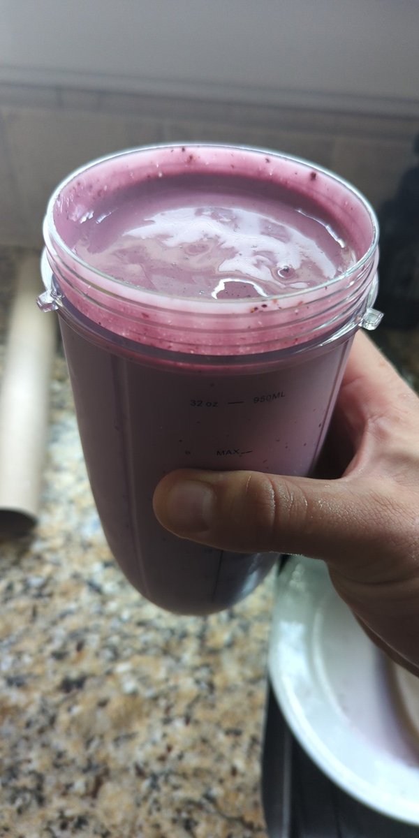 Post ride smoothie

568cal
77p
45c
9f