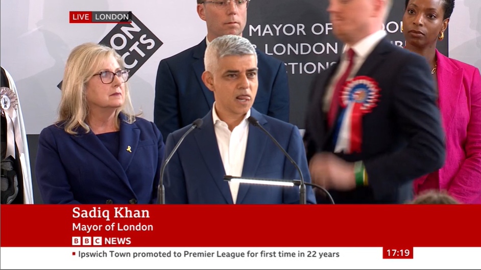 Britain First candidate walks out in protest as Khan begins his acceptance speech. Nobody misses him. #bbcpm