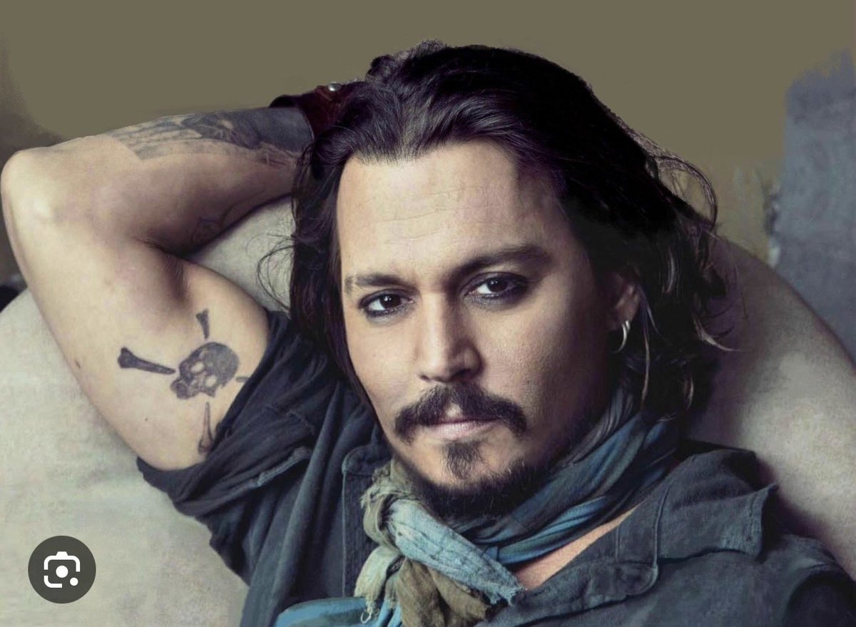 specialkt47's tweet photo. Keep It Going…..💖
#IStandWithJohnnyDepp 
#JohnnyDeppIsALegend https://t.co/2OHtWQDSNy