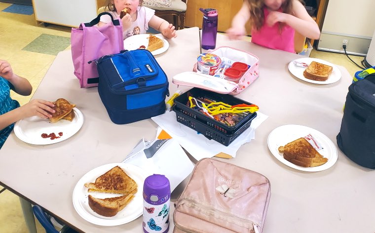 Our community partners are incredible—
Thank you <a href="/WalmartCanada/">Walmart Canada</a> for an awesome school wide lunch!! Our Lightnings ⚡️ so enjoyed the grilled cheese! <a href="/TLDSB/">TLDSB</a> <a href="/RichterJ_24/">Ms. Richter</a>