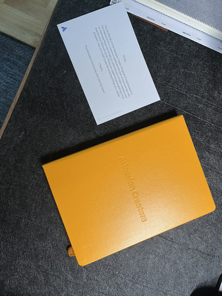 JimiWikman's tweet image. Got a welcome package from @atlassian today 🥰

#AtlassianCreator