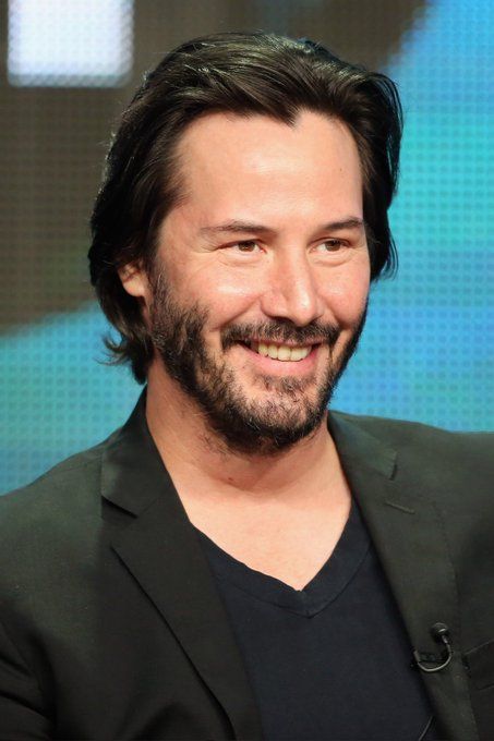 PropositoyVida's tweet image. Si te quejas de que la vida es dura...
Lee este hilo sobre la vida de Keanu Reeves.

Fue abandonado por su padre con 3 años y creció con 3 padrastros diferentes.
Es disléxico.

Su sueño de convertirse en jugador de hockey quedó destrozado por un grave accidente.

Su hija...🧵 👇