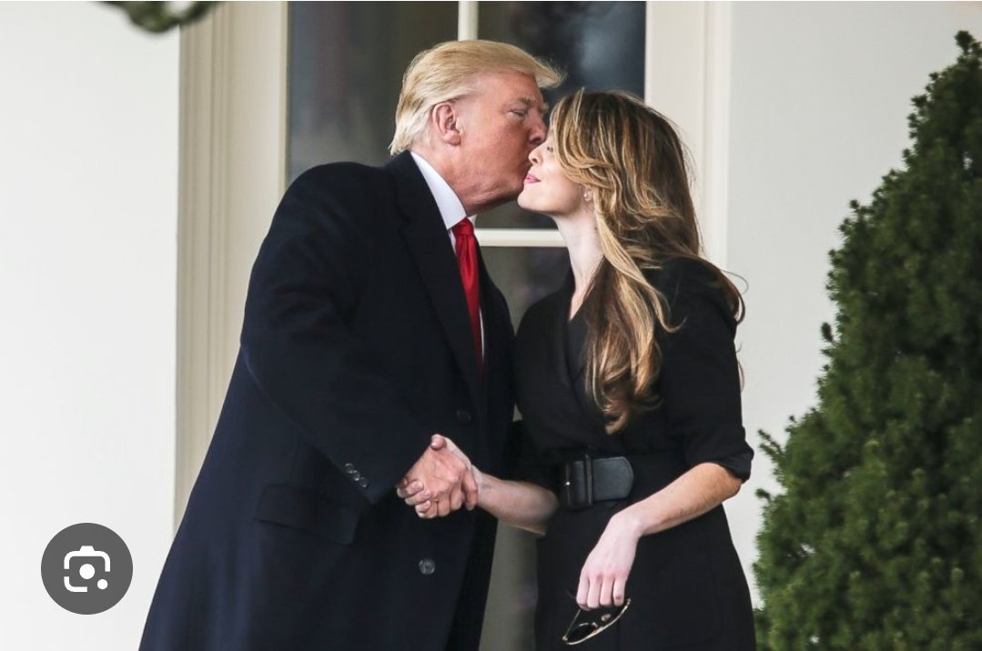 🤔 What are the odds that TRAITOR Trump had an affair with Hope Hicks❓️