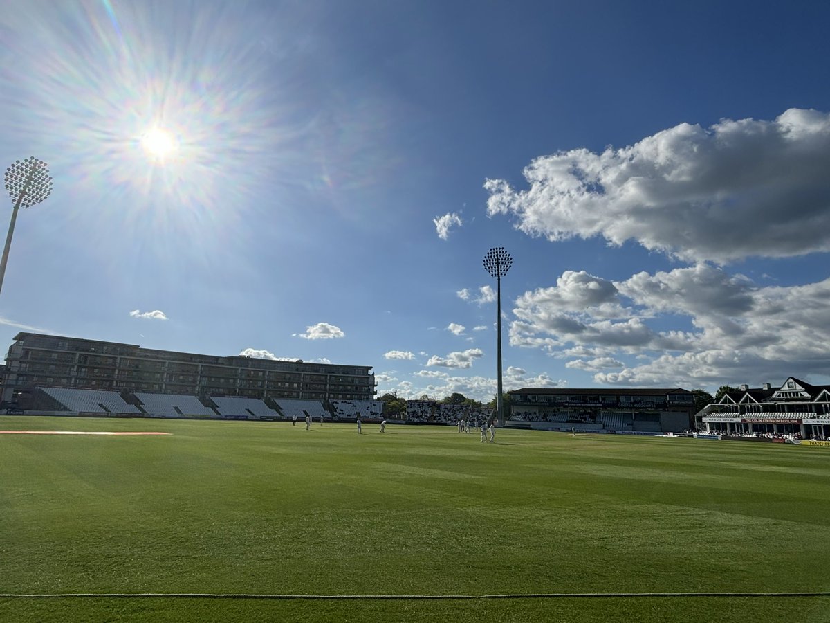 Bowled Frome out for 55 Got given out lbw off the top of my pad for 1 so 3 & 4 could get the game won quicker, then get to Taunton for probably the last session of the match, 56 to win. Don’t think there’s gonna be anything for me to commentate on tmrw or Monday! ☀️🏏!