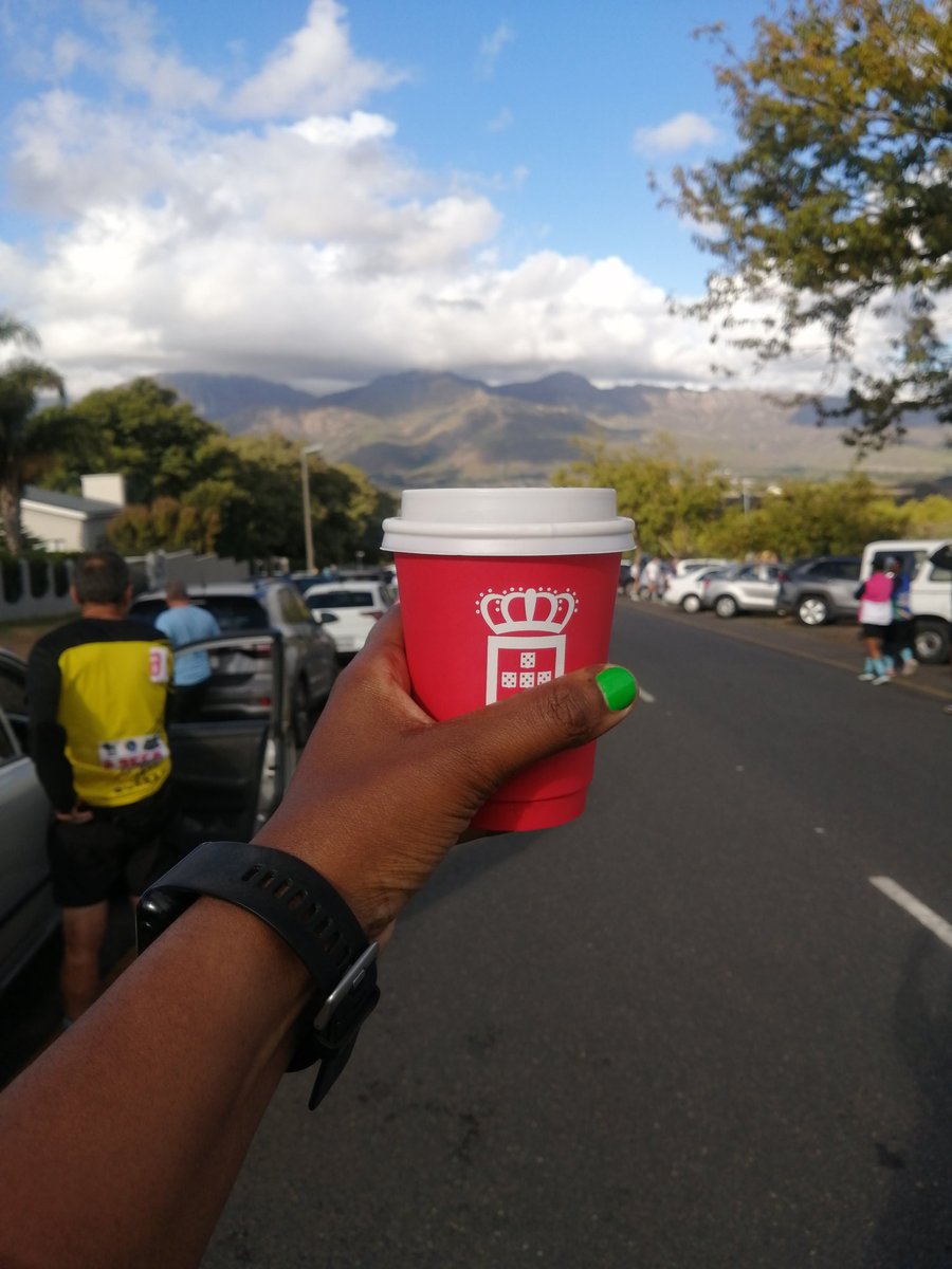 we arrived early in Paarl, for the Sports SA 10km, so we did 11km

then 10km race 🤌😊

#Running
#RunnersDiaries
#IPaintedMyRun
#FetchYourBody2024 
#RunningWithTumiSole
#TheStreetsAreCalling
#Coffee