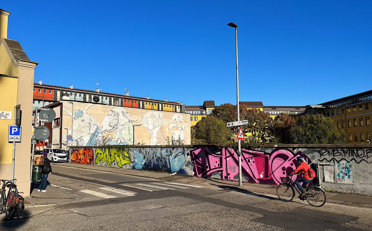 #Ericailcane #MurArte
#Streets & #Culture #Torino #Turin #Piemonte #Italia #Italy #streetart 0 #urbanart
#aerosolart #graffiti #stencil #stencilart #tags #poster #world #life #art #arte 2022 #murales #throwback #latergram #bt #installationart #photography #fotografia