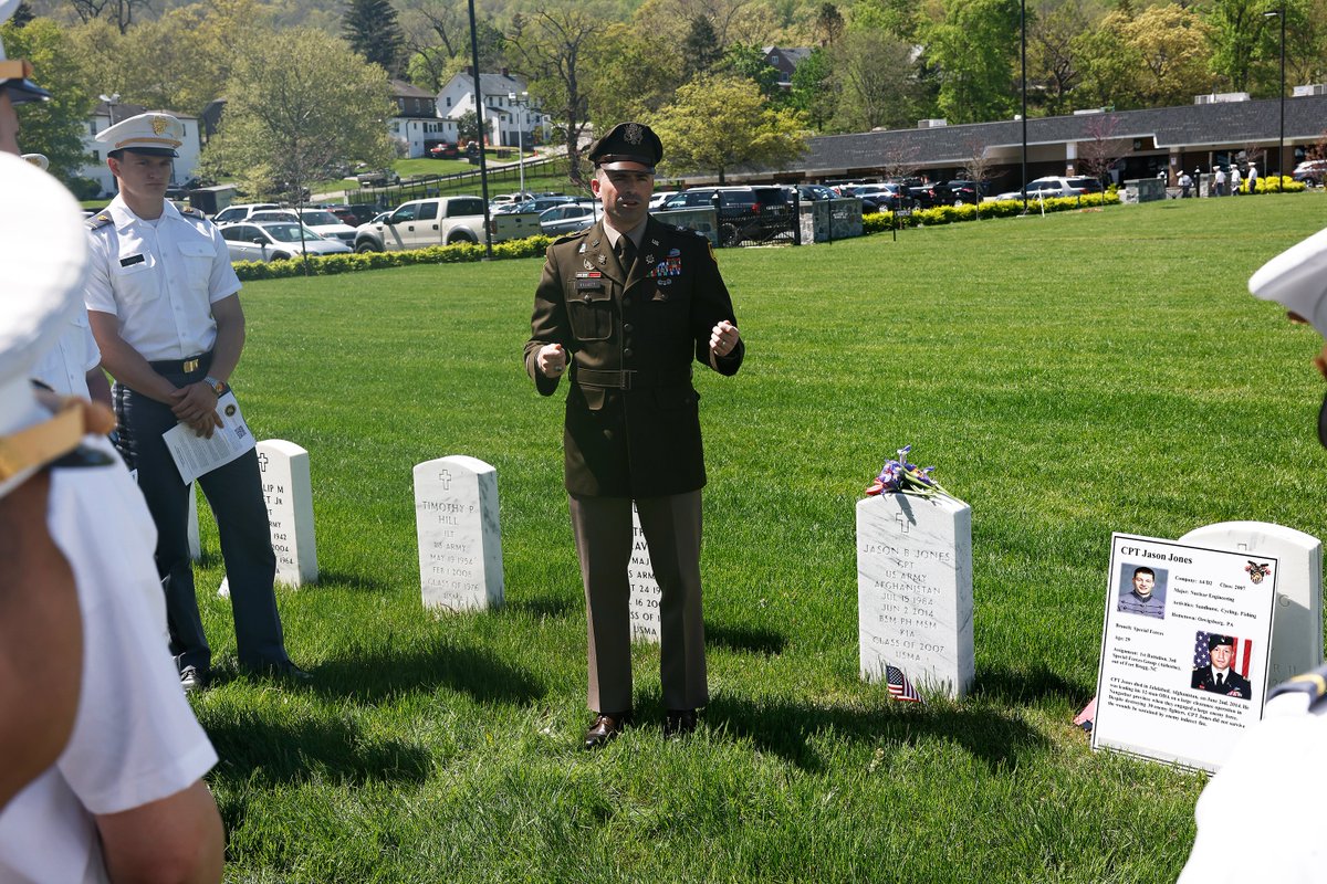 West Point’s Simon Center for the Professional Military Ethic hosted the Inspiration to Serve Tour for the Class of 2026 at the West Point Cemetery. The annual event honored 33 graduates who died in service to their country, inspiring cadets as members of the Long Gray Line.