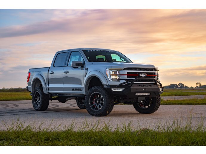 Hennessey's ‘Venom 775’ F-150 Stings Factory TRX and Raptor R luxurylifestyle.com/headlines/henn… #truck #offroad #horsepower #6x6truck