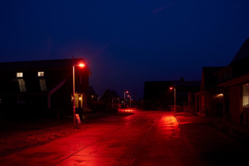 Algunas ciudades nórdicas están poniendo luces rojas en sus farolas. Parece una película de terror, pero tiene sentido ow.ly/oMkj50R9RMF vía @oretoanyo #FelizSábado