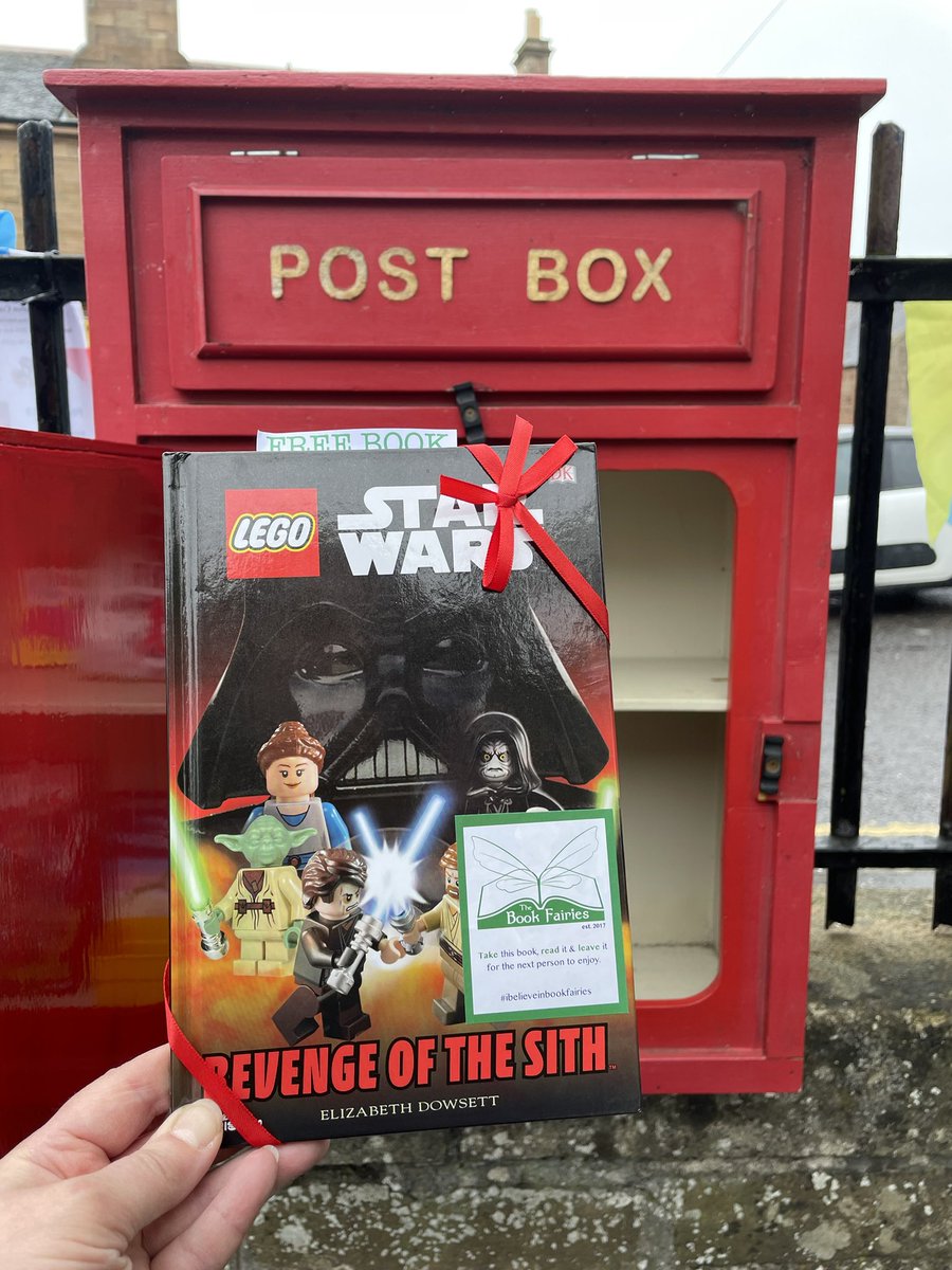 Happy Star Wars Day!

Did you find this pre-loved copy of #Lego #StarWars Revenge of the Sith in Our Wee Library in Gilmerton in #Edinburgh today?

#Ibelieveinbookfairies #bookfairiesedinburgh #bookfairiesscotland #littlefreelibrary #maytheforcebewithyou #May4th #Gilmerton