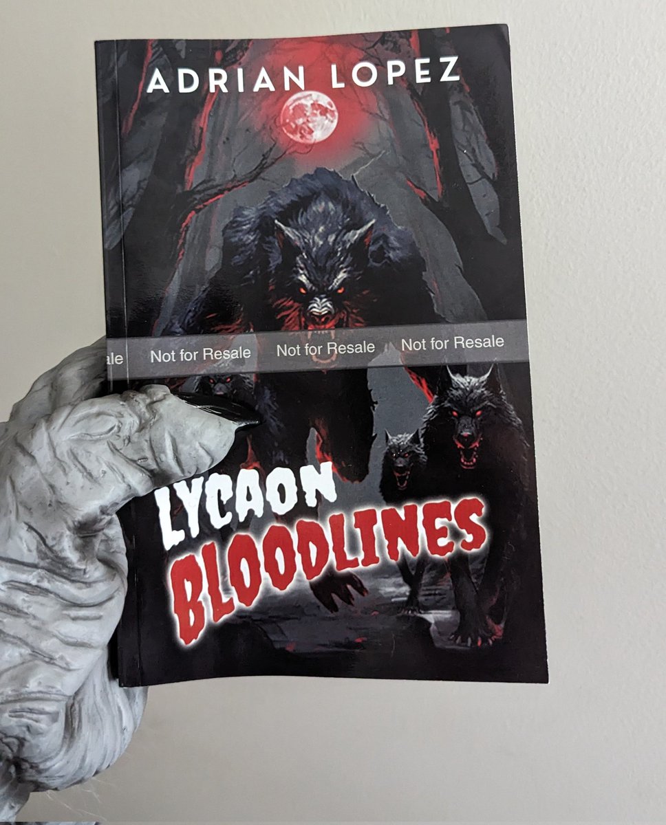 'Not for the squeamish, Lycaon Bloodlines (by @berzerker1971) satisfies from the first page to the last.'

amazon.com/dp/B0CHXDVBBH

✨ #KindleUnlimited ✨
#werewolves #werewolf #shifter #thriller #suspense #horror #fiction #action #adventure #Kindle #ebooks #books #horrorbooks