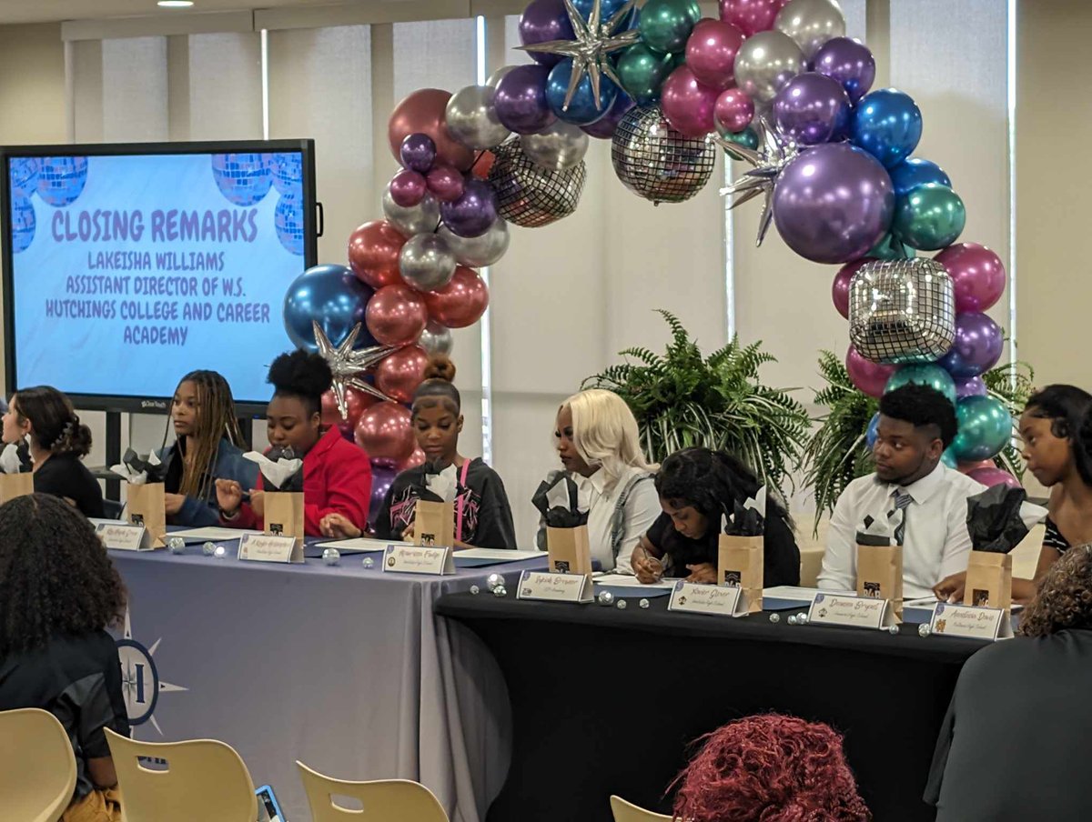 Friday was Georgia Future Educator Signing Day at HCCA. Pictured are students who made a commitment to becoming professional educators and the educator that inspired them.
#Built4Bibb #WestsidePride #4EReady #ClassOf2024 #ReachToTeach