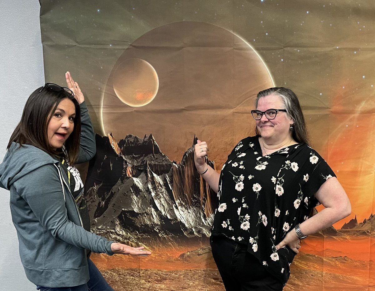 Maria Yniguez (@mariayniguez) on Twitter photo Starting off the☀️w/ 2 of my local PLN chapters <a href="/mtouceda/">Michelle Touceda</a> <a href="/cuelosangeles/">CUE Los Angeles</a> Palooza & <a href="/CSTAGLA/">CSTA Greater Los Angeles</a> w/<a href="/VisionsByVicky/">Vicky Sedgwick</a> come by our table, learn about what we do and join!
Great session #CUELAPalooza #CS4All #Maythe4thBeWithYou Starting off the☀️w/ 2 of my local PLN chapters <a href="/mtouceda/">Michelle Touceda</a> <a href="/cuelosangeles/">CUE Los Angeles</a> Palooza & <a href="/CSTAGLA/">CSTA Greater Los Angeles</a> w/<a href="/VisionsByVicky/">Vicky Sedgwick</a> come by our table, learn about what we do and join!
Great session #CUELAPalooza #CS4All #Maythe4thBeWithYou
