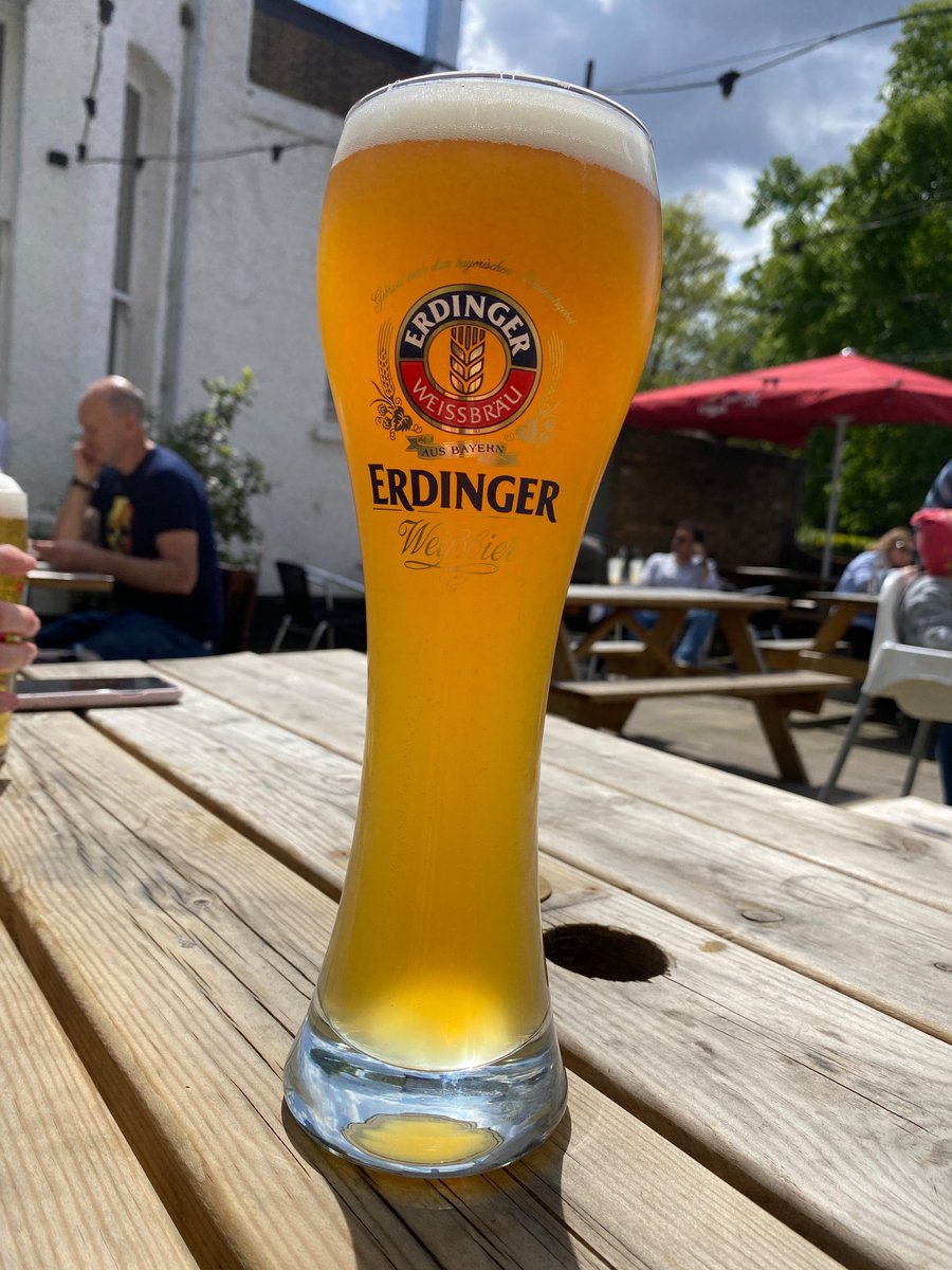 Pint of Erdinger If anyone’s at the Irish cup final today then DM your pint for a feature 👏