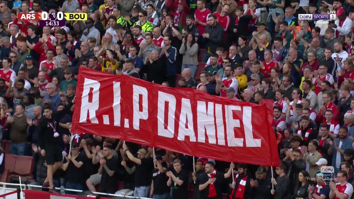 TheN5News's tweet photo. RIP Daniel 

3 points for you. Always in our hearts ❤️

@Arsenal https://t.co/oHiZoVhQPf