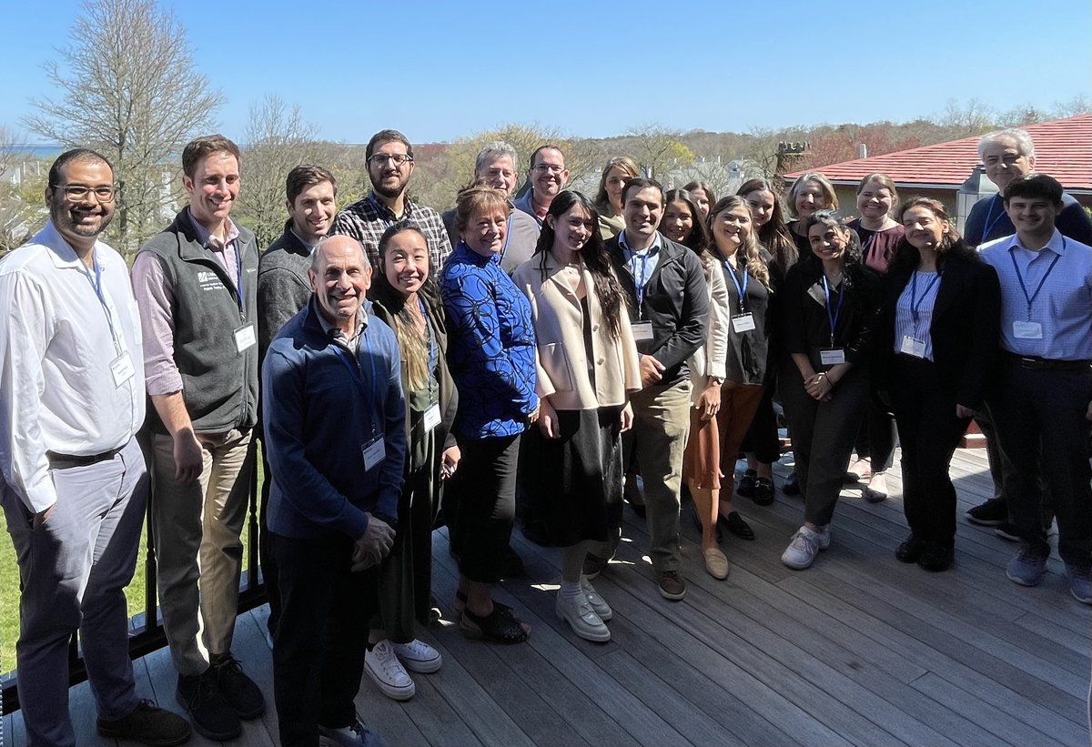 A wonderful time on the Cape last weekend at our Geriatric Interprofessional Immersion Training! We were able to learn about geriatrics with fantastic participants from @umassneurology @UMassIMResident @MCPHS @UMassUrology @UMass_IMPriCare @UMassChanGSN