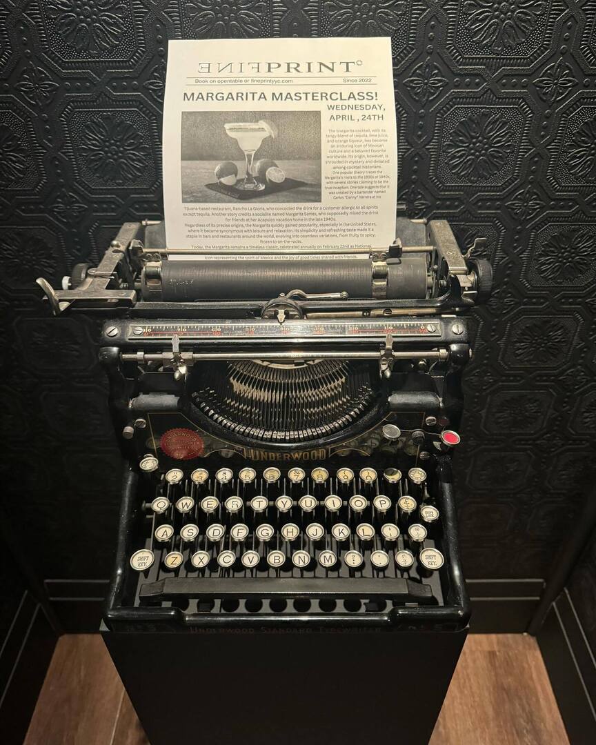 Typewriter - Calgary #calgary #visitcalgary #canada #visitcanada #canadianadventure #vacation #vacations #vacationmode #vacationtime #holiday #holidays #canada🇨🇦 #calgaryalberta #calgarybuzz #canadianlife #travel #roadtrip #canadaroadtrip #roadtripcanada… instagr.am/p/C6i-KUYNRN9/