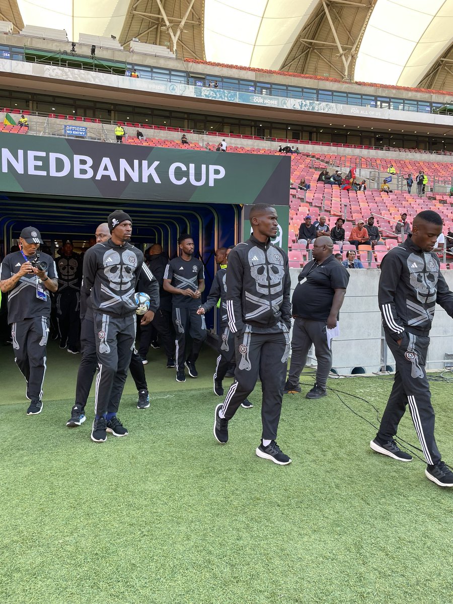 Bhakajuju ☠️☠️☠️

#ourstadium #nedbankcup #matchday