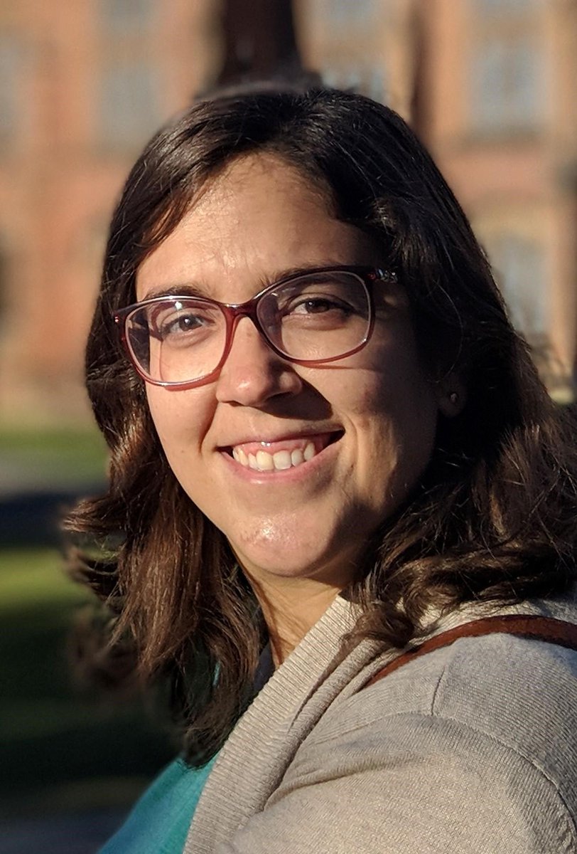 This is the inaugural year for the “@CRSScience Exceptional Leadership Award” by the @CRS_YSC (bit.ly/3Wt6qf4). This award recognizes CRS members who have shown dedication to the development/success of young scientists. Congratulations to the winner, @asaracordeiro! 🏆