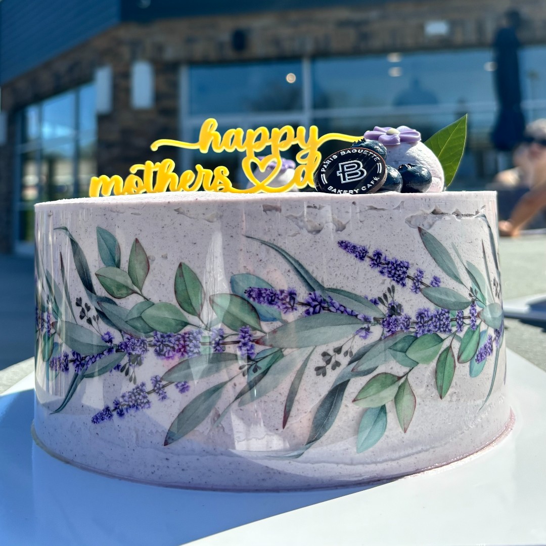 Make Mother's Day MOM-umental with a cake from Paris Baguette! 🥰 Available through 5/12. #parisbaguette #mothersday