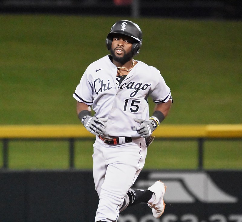 BREAKING: The Chicago White Sox are calling up Cuban 3B Bryan Ramos (22), per sources. Ramos is currently traveling to St. Louis to join the team. He is the No. 4 prospect in the White Sox, according to @MLBPipeline.