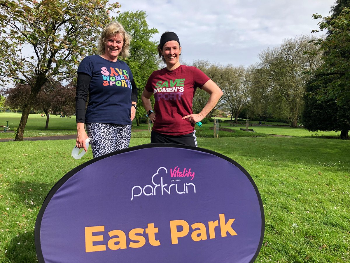 Great to come across another t shirt wearer today 🥳 @parkrunUK we are here to stay &  are growing & will continue to ask for fairness for females!

#SaveWomensSports 

@WomensRightsNet @sharrond62 @jk_rowling @FemaleRunner @fairplaywomen @mara_yamauchi @jeannie_brady