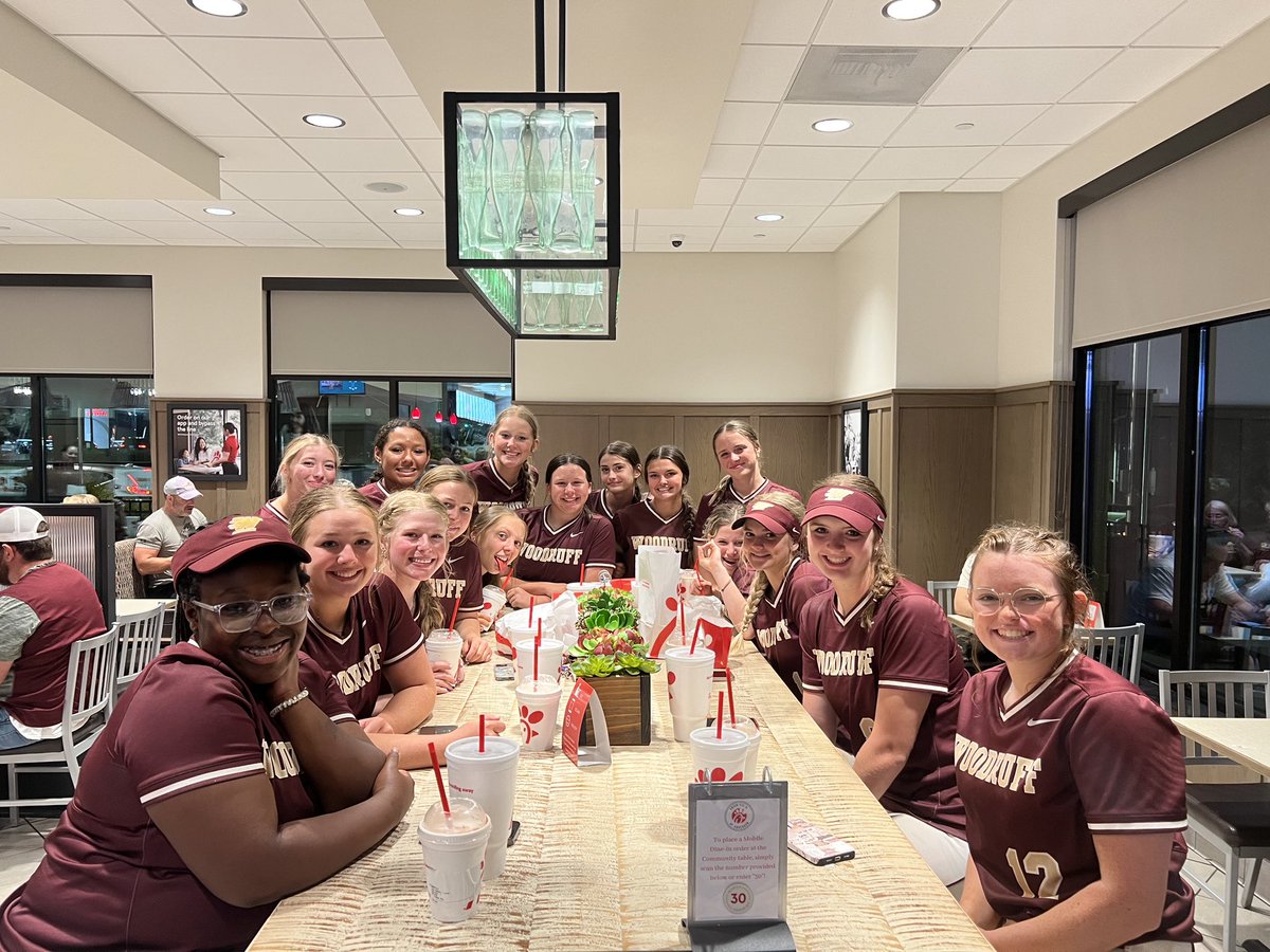 What do you do when you get a huge playoff victory on the road?? Of course the coaches buy you dinner at @ChickfilA ….and winners get milkshakes! #WeAreFamily