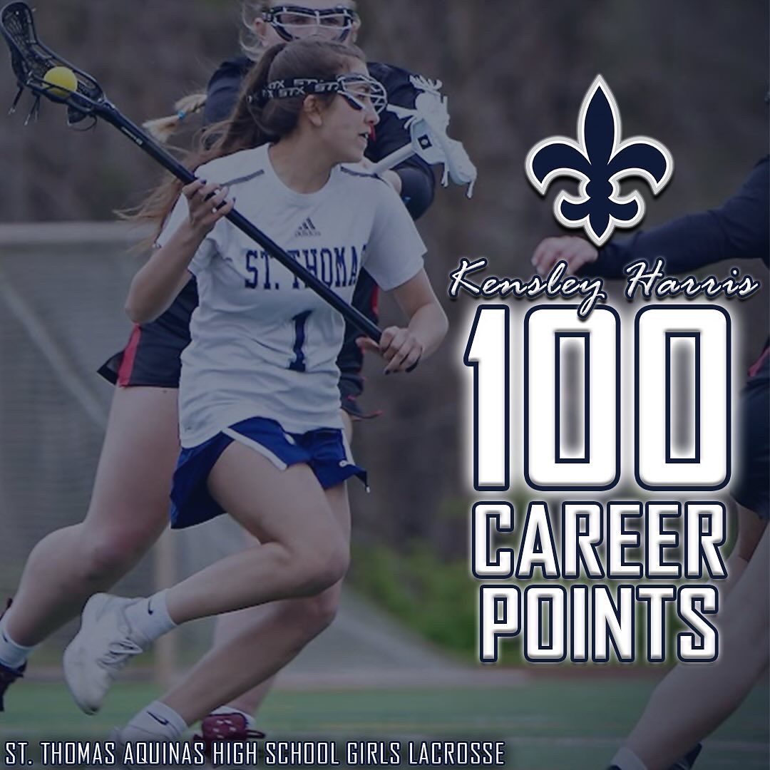 Congratulations to sophomore Charlotte De Tolla and junior Kensley Harris on reaching 100 career points earlier this! 

#stalux #seethedifference #luxintenebris