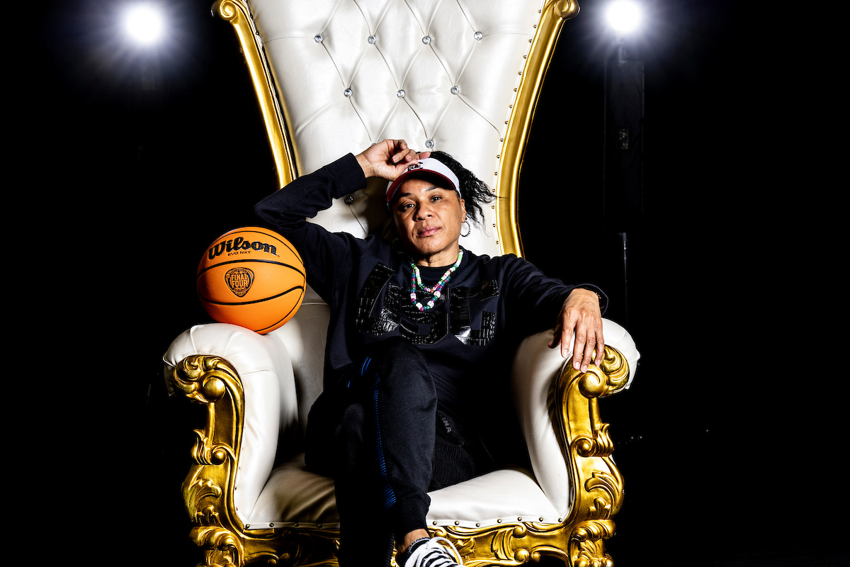 The celebrations continue!! Help us wish THE <a href="/dawnstaley/">dawnstaley</a> a very HAPPY BIRTHDAY 🎉