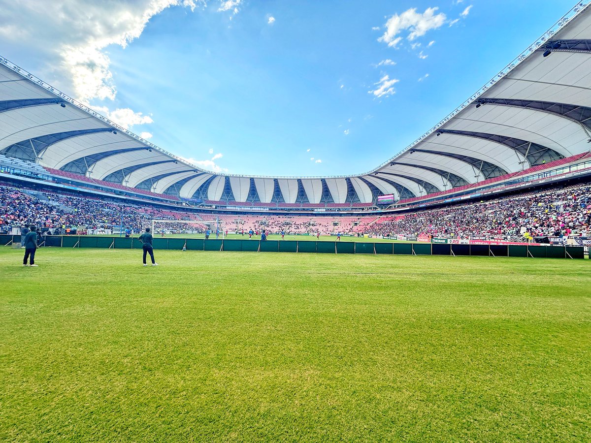 The stats heavily favour Orlando Pirates against Chippa. Hopefully we are entertained today. #SABCSport411