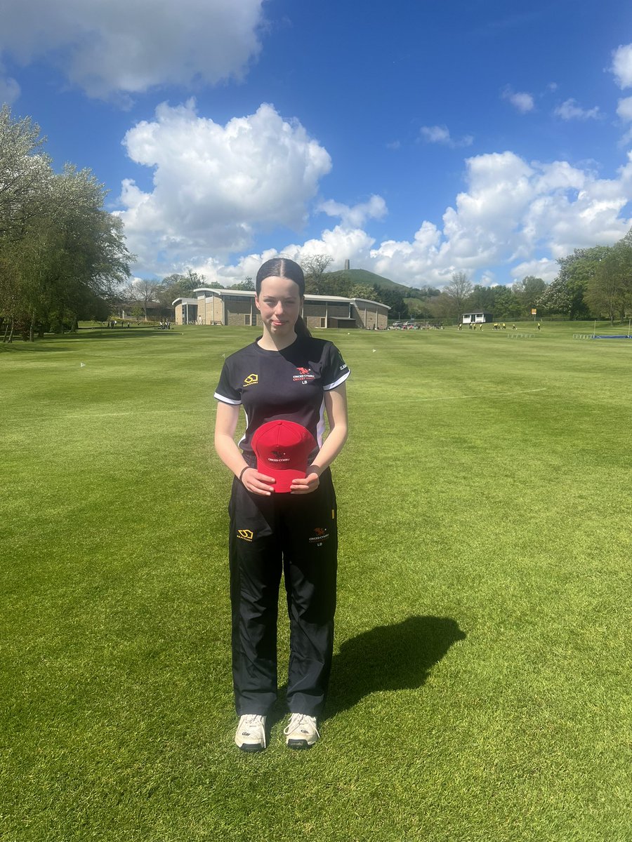 Congratulations Lydia @RadyrCC on making your Wales Under 13 debut @MillfieldPrep today. Have a great day and enjoy every minute of your cricketing journey 🏴󠁧󠁢󠁷󠁬󠁳󠁿