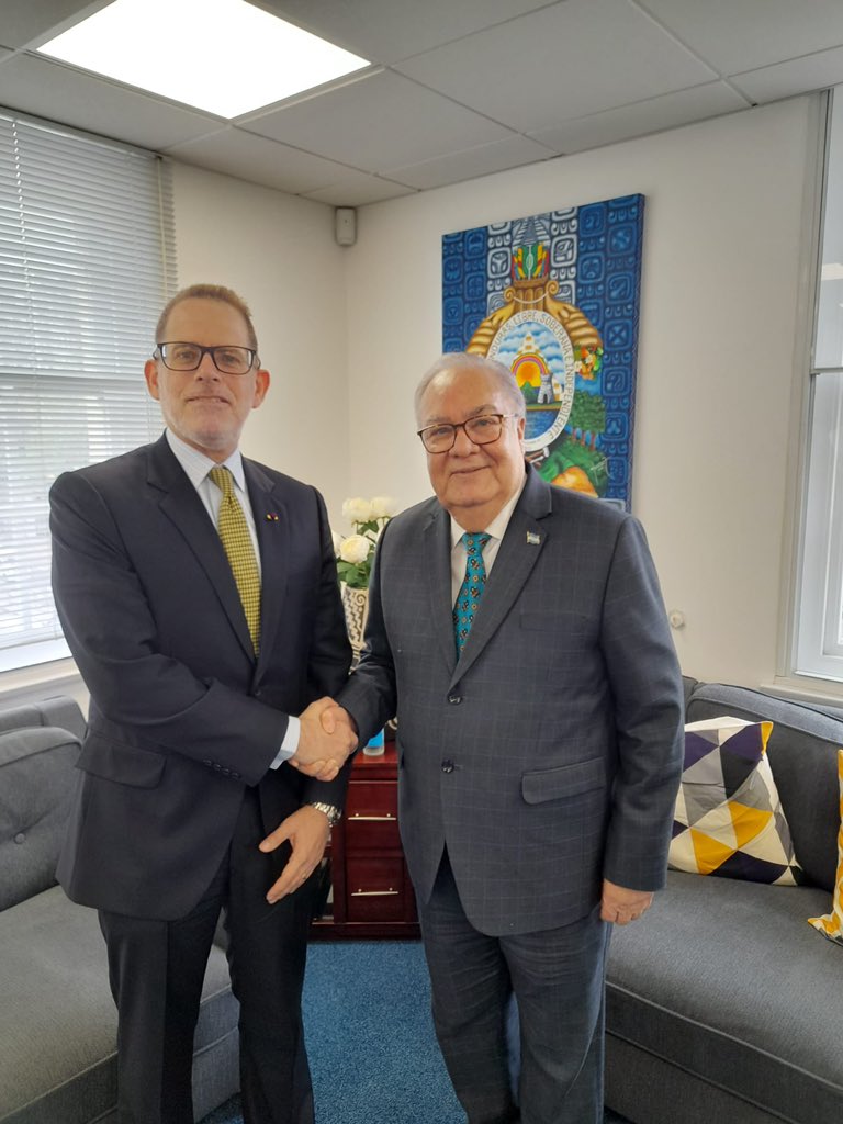 As Dean of the Diplomatic Corps in the UK, I received the new Ambassador of Peru HE Ignacio Higueras Haré and we wish him the greatest success in new functions. Welcome !
