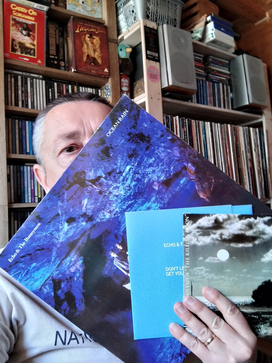 tfourmile's tweet photo. @Bunnymen Bonus points for singles? #oceanrain40 https://t.co/p7xcooqkQe