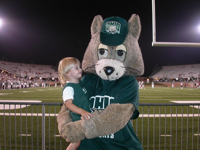 ⁦<a href="/ohiou/">Ohio University</a>⁩ ⁦<a href="/OHIOAlumni/">OHIO Alumni</a>⁩ this Bobcat becomes an alumna today! #ForeverOHIO