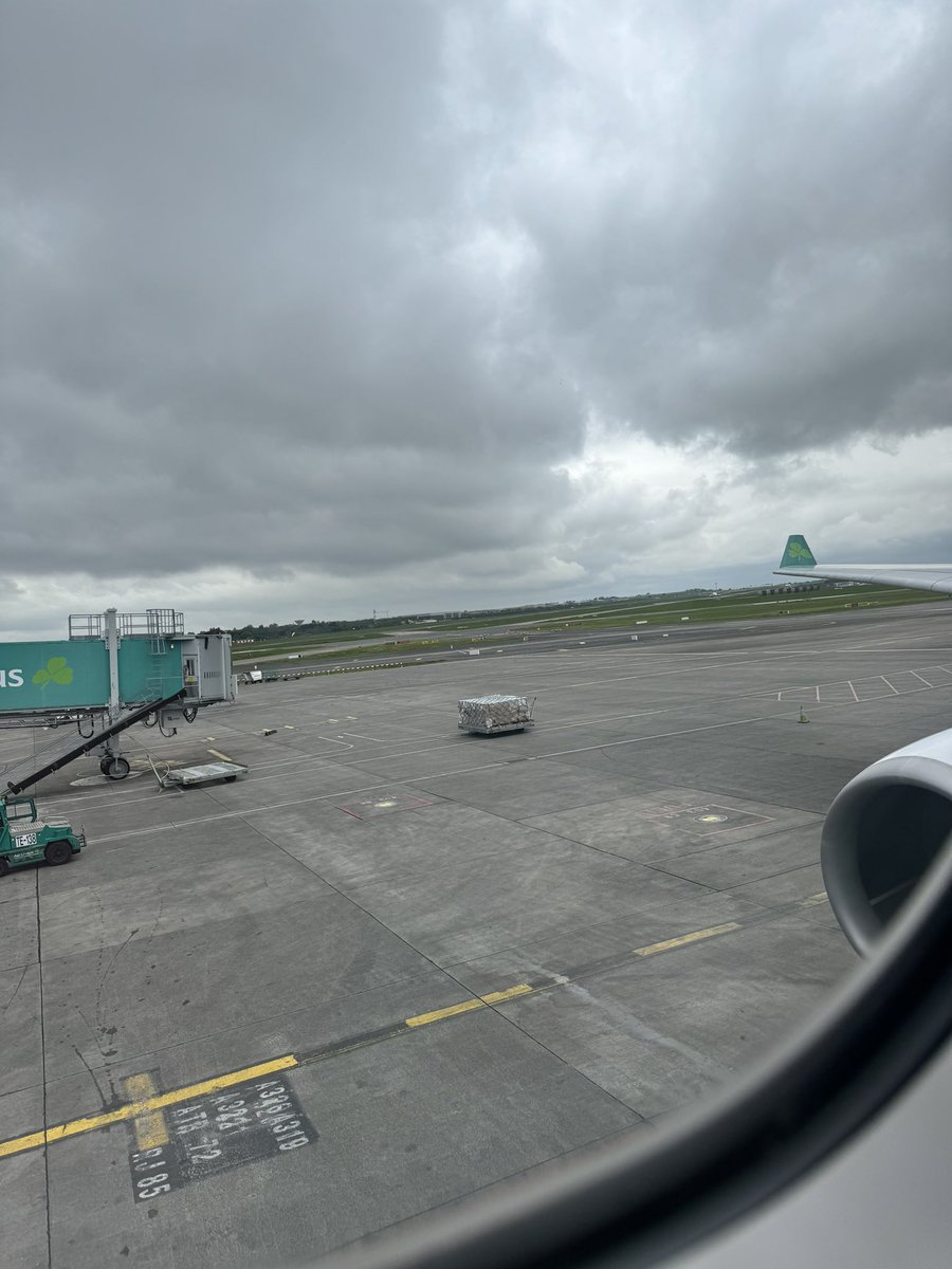 All aboard the @AerLingus nerd bird to #MMSMOA. Looking forward to another awesome conference! #MVPBuzz