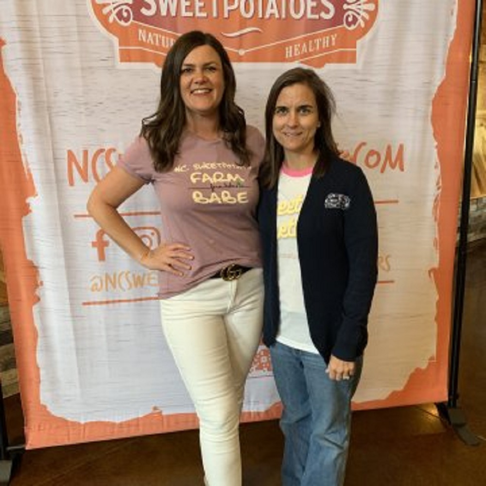 WOMEN IN FARMING

The 2nd annual FarmHER event, put on by the North Carolina SweetPotato Commission was a cause for celebration to celebrate their roots, raise money, & enjoy a good meal.

Learn more:
adsmith.broker/5-notable-wome… 

#commericalrealestate #cre #women #womenhelpingwomen