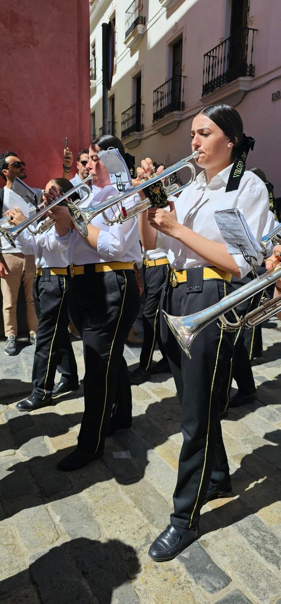 Enhorabuena y gracias a todos los participantes. ¡Buena cantera para la Hermandad! ¡Buena cantera para la música¡ ¡Buena cantera para Dios!
@GJ_JDespojado 
@AgrupacionVR juvenil