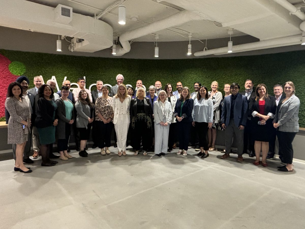 Thank you to everyone who attended the 2024 Leadership Course with leaders in the #HCT and #CellularTherapy field. Here we like to amplify diversity, mentorship, sponsorship and build connections to invest in the future of ASTCT!