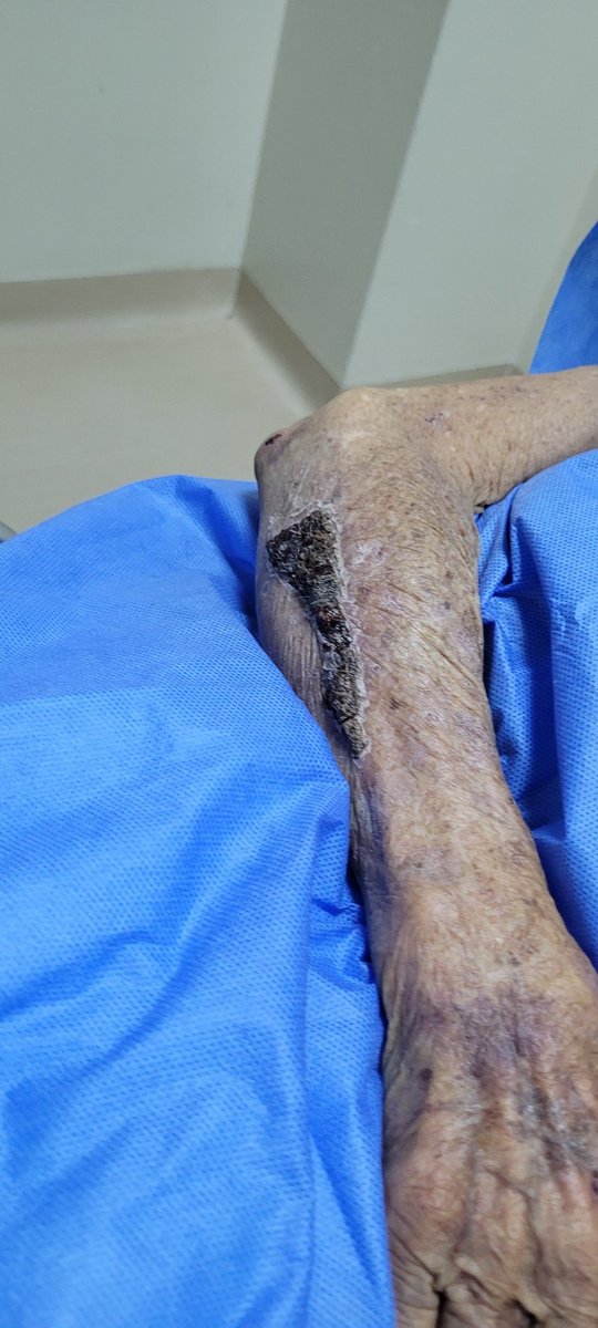 Pues yo doctora, tengo la conciencia tranquila de cuidarle bien a mi abuela...

La abuela