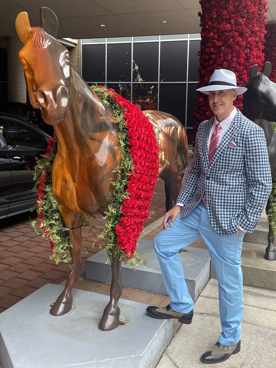 And the horse I road in on. @KentuckyDerby
