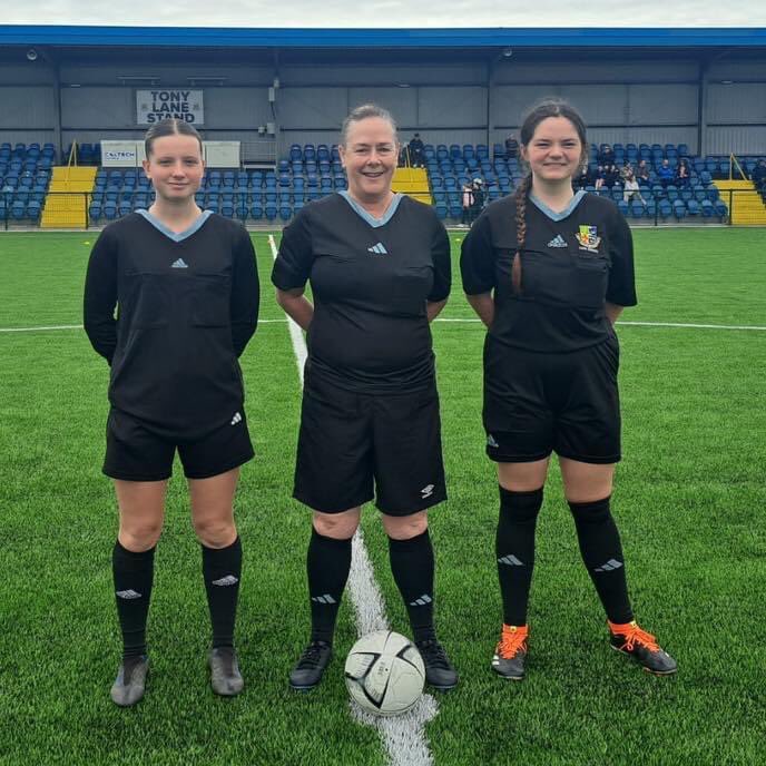 A bit of local history has been created today at the home of @CobhRamblersFC For the first time in a final, 3 female officials take charge in the CWSSL. L-R: Aine Griffin, Alison Ryan, Lucy O’Sullivan Well done on a fantastic achievement ladies 👏 ⚽️ @FAICork