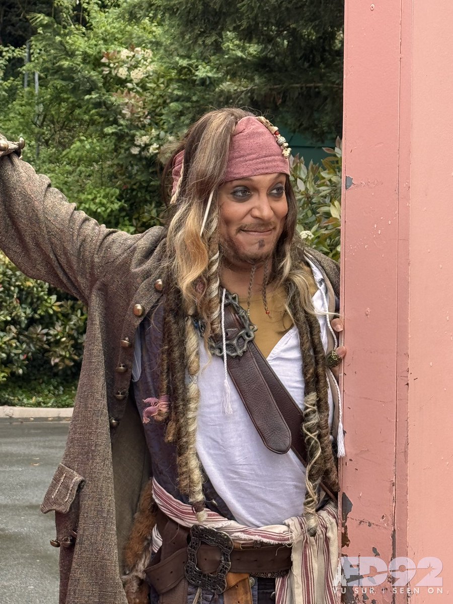 Peek a boo! Captain Jack Sparrow wants to know what all the #StarWars fuss is about today! ✨