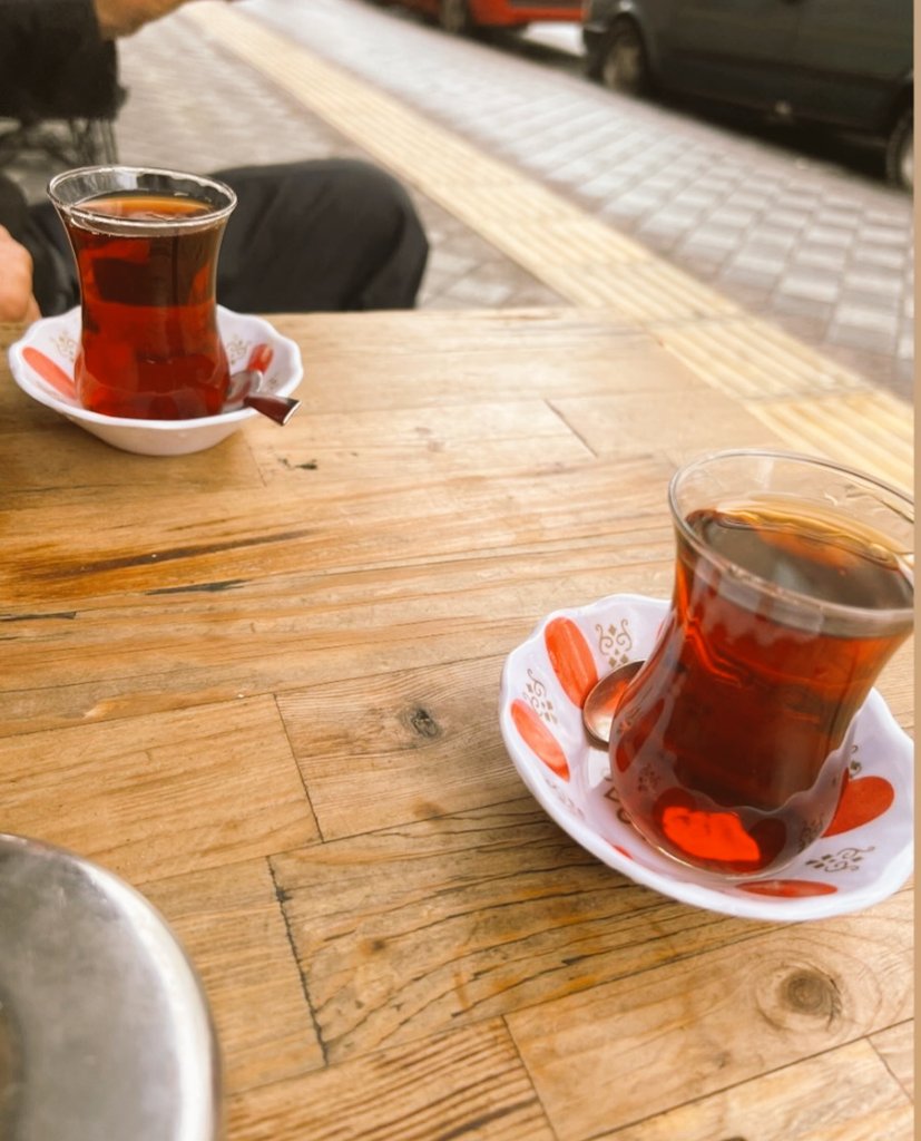 . Konu çay sa , zaman mekan teferruattır . 🎈Tokat merkez (Akıllı olsun herkes)