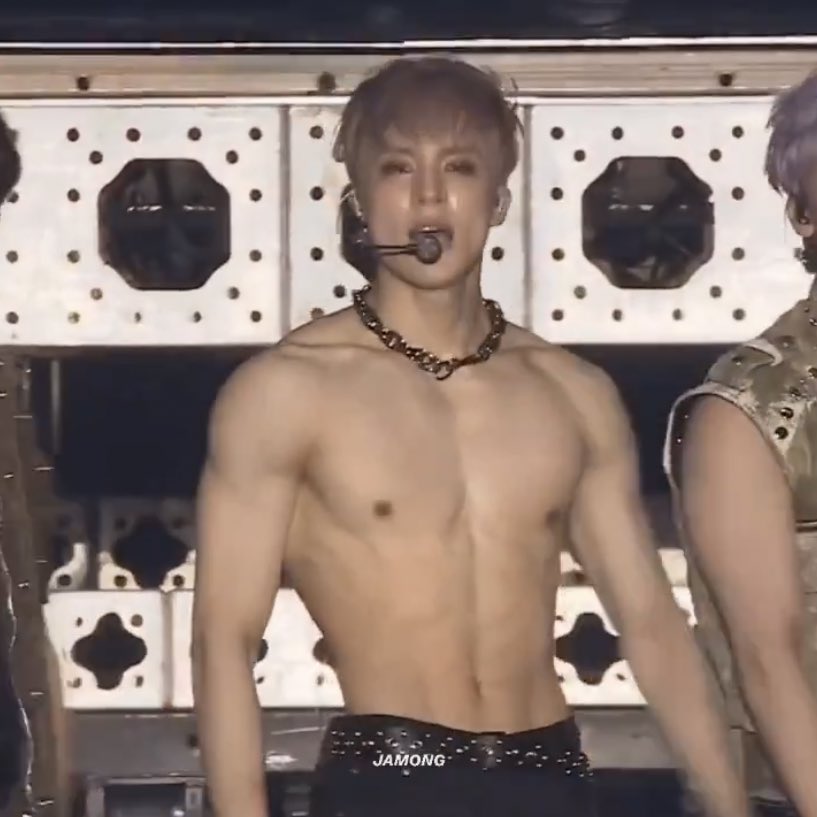 นี่เลี้ยงมาด้วยซ้ำ