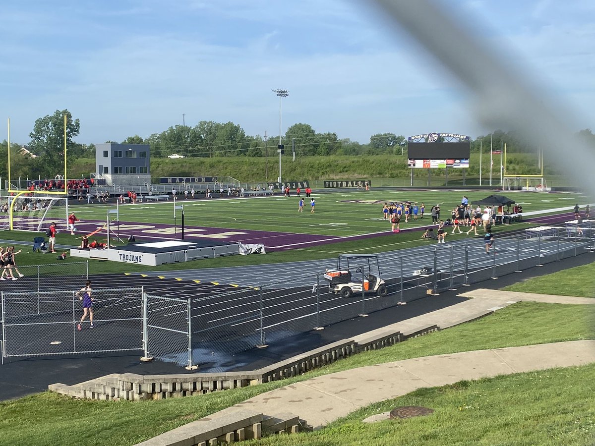 Good luck to all of our Trojan Track athletes as they compete in the Titan Relays today at TBHS!!  Let's go Trojans!!  #TMS #TrojanNation #Proud2BR3 #TMSTribe #TMSRocks #WeAreTroy #ItsAGreatDayToBeATrojan  #MakeExcellenceAHabit